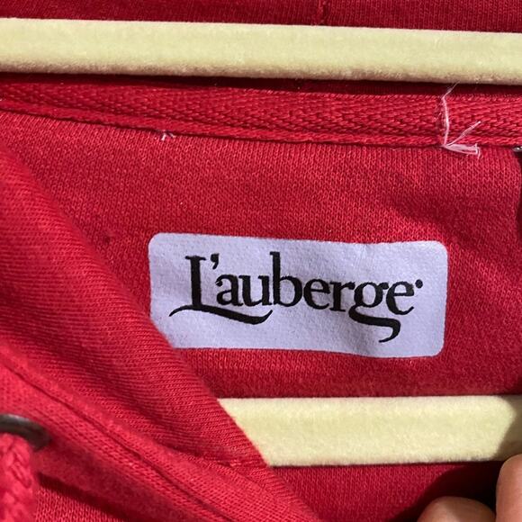 L’auberge Red Hoodie Sz M - Picture 4 of 11